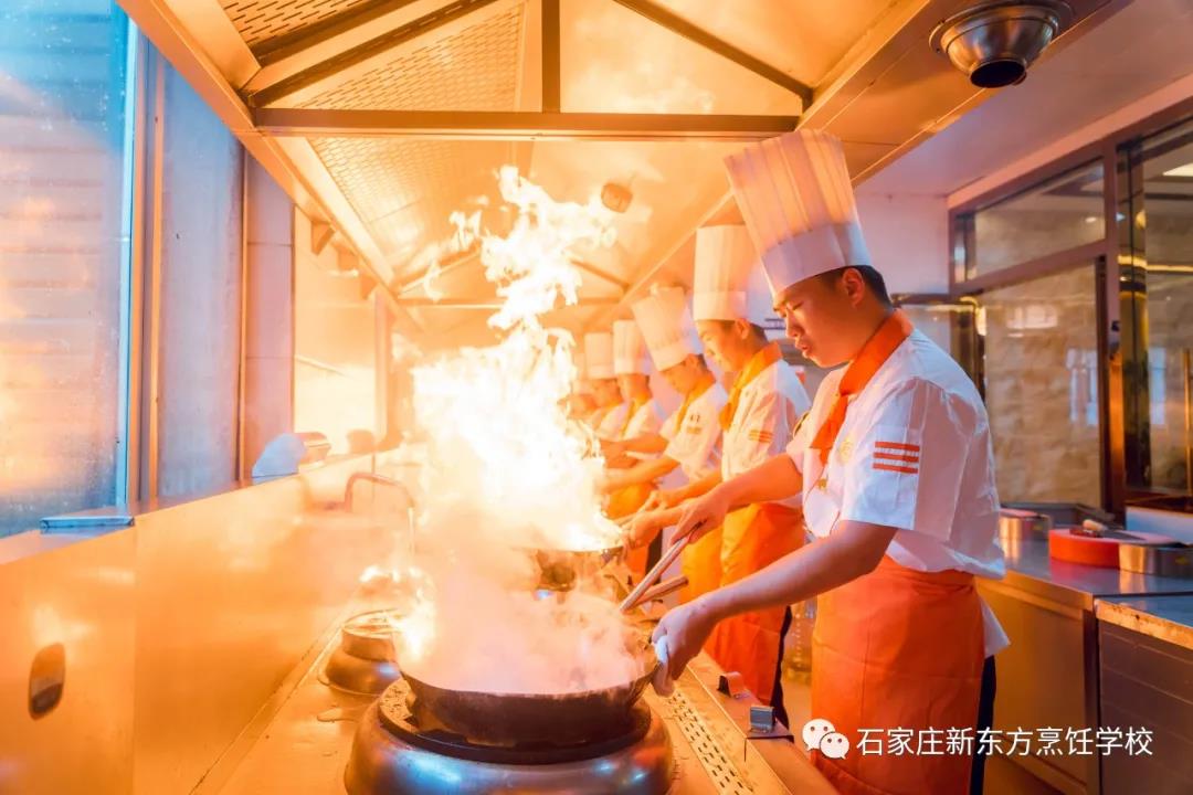 石家莊新東方：匠心傳承魯菜精髓，開啟職場烹飪新風尚