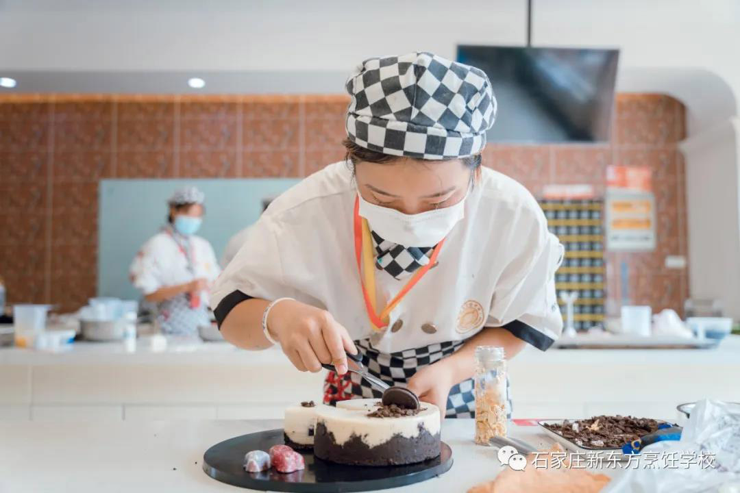 西點技藝，職場“甜”點—— 探索西點師的多彩職業生涯