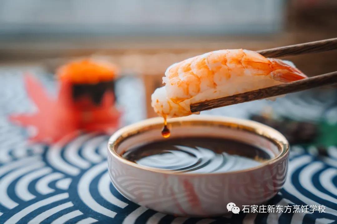 「西餐培訓學?！鼓募液?？當然是河北新東方