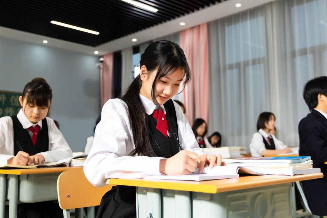 初中畢業生學技術，請先查收這份職業規劃！