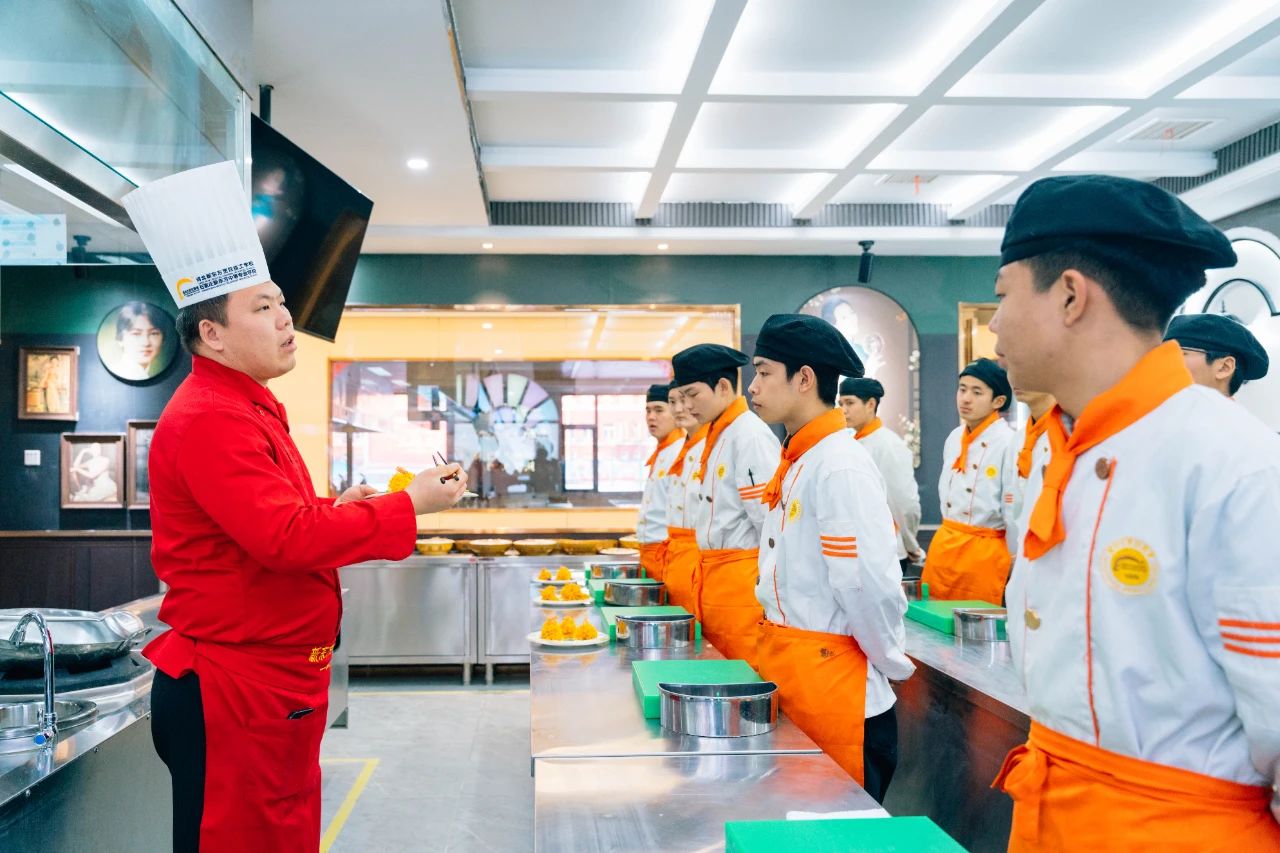“代炒菜”火了！網友大贊：很需要，求全國普及！